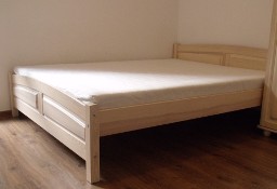 Łóżko z materacem rozmiar 2 m na 1,6 m