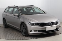 Volkswagen Passat B8 , Skóra, Navi, Klima, Tempomat