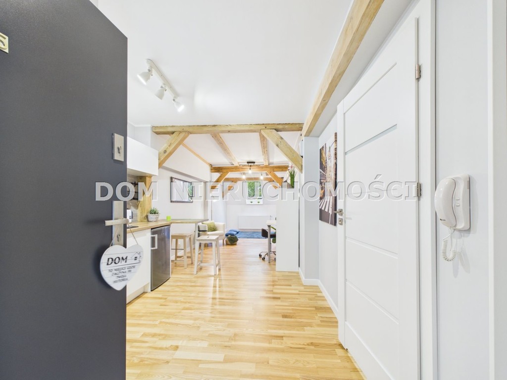 Loft w zabytkowych koszarach-Nad Jeziorem Długim