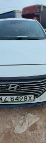 Hyundai Ioniq-3