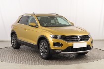 Volkswagen T-Roc , Salon Polska, 1. Właściciel, Serwis ASO, Skóra, Navi,