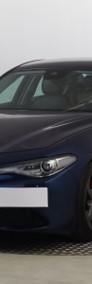 Alfa Romeo Giulia , Salon Polska, Serwis ASO, Automat, Skóra, Navi, Xenon,-3