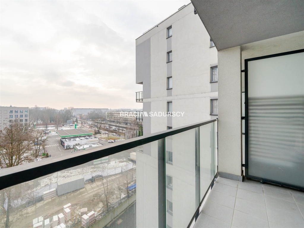 Nowoczesny apartamentowiec w centrum miasta - Ansicht 4