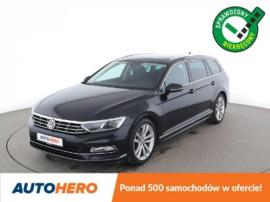 Volkswagen Passat B8 R-Line, automat LED virtual cocpit navi el. fotele PDC-1