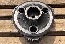 John Deere 8330 Jarzmo Trzymak Satelit Satelity R153620 R560122 R554198 R224672