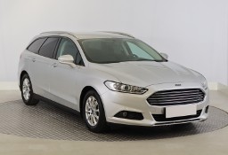 Ford Mondeo VIII , Klimatronic, Tempomat, Podgrzewane siedzienia