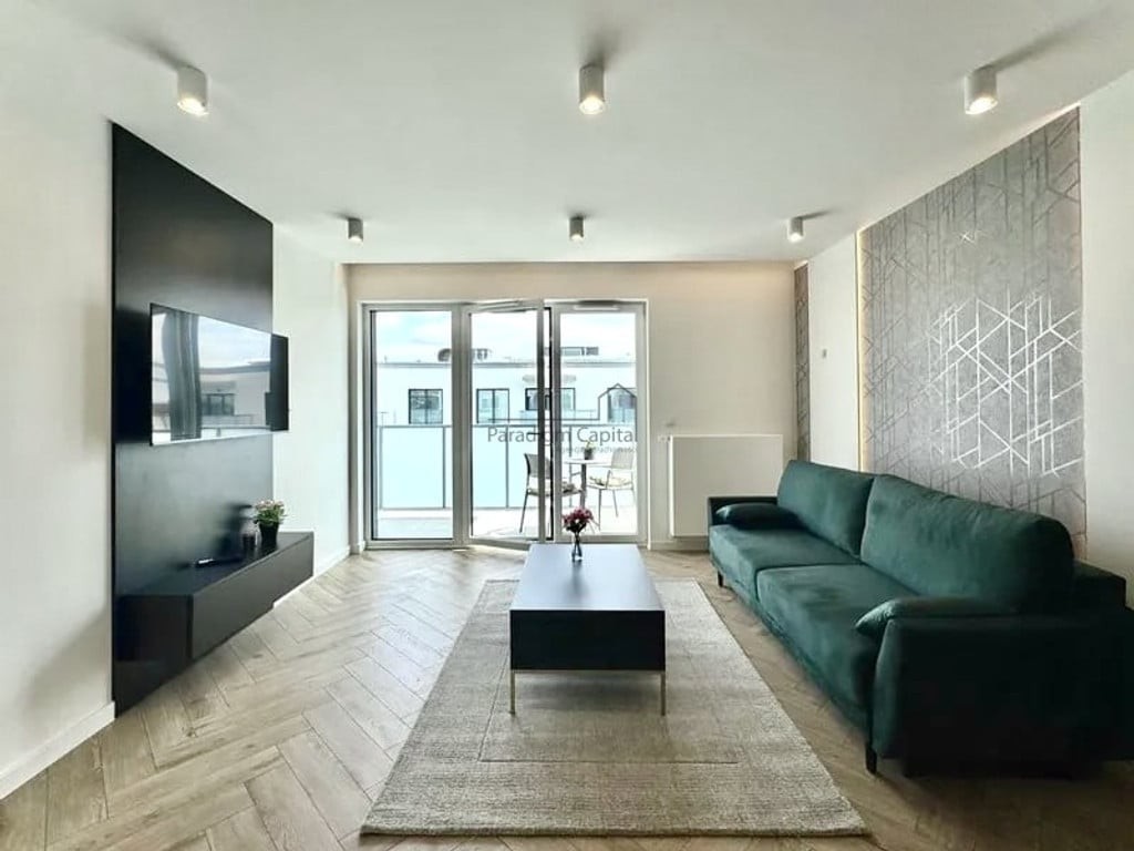 Nowe 2 pokoje, balkon, garaż, klimatyzacja – pohled 4