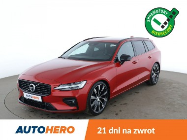 Volvo V60 II FV23 Automat AWD R-Design Harman Navi Skóra Grzanie Masaże Wentylacj-1