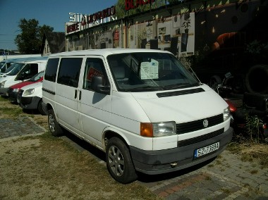 Volkswagen Volkswagen Caravelle-1