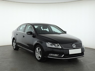 Volkswagen Passat B7 , Salon Polska, Serwis ASO, Navi, Xenon, Klimatronic,-1