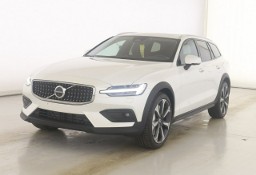 Volvo V60 II V60 Cross Country Volvo V60CC B5(B) Ultimate AWD