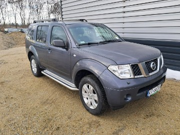 Nissan Pathfinder R51