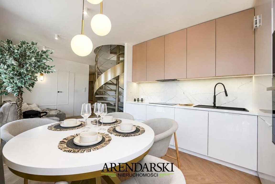 Mieszkanie na sprzedaż, 4 pokoje, 92 m², Staszica