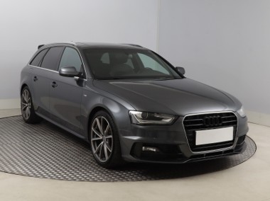 Audi A4 IV (B8) , Skóra, Navi, Xenon, Bi-Xenon, Klimatronic, Tempomat,-1