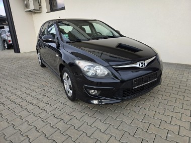 Hyundai i30 I 1.4 * klima * PDC * I-rej 2011-1