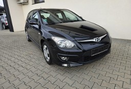 Hyundai i30 I 1.4 * klima * PDC * I-rej 2011