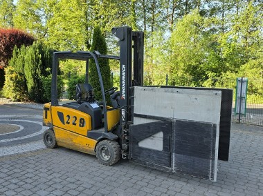wózek widłowy wózek czołowy Wózek widłowy Jungheinrich EFG 320 / chwytak do kartonów MEYER-1