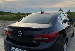 Opel Astra J 1,6 benzyna rok 2017, salon Polska przebieg 35 tys.