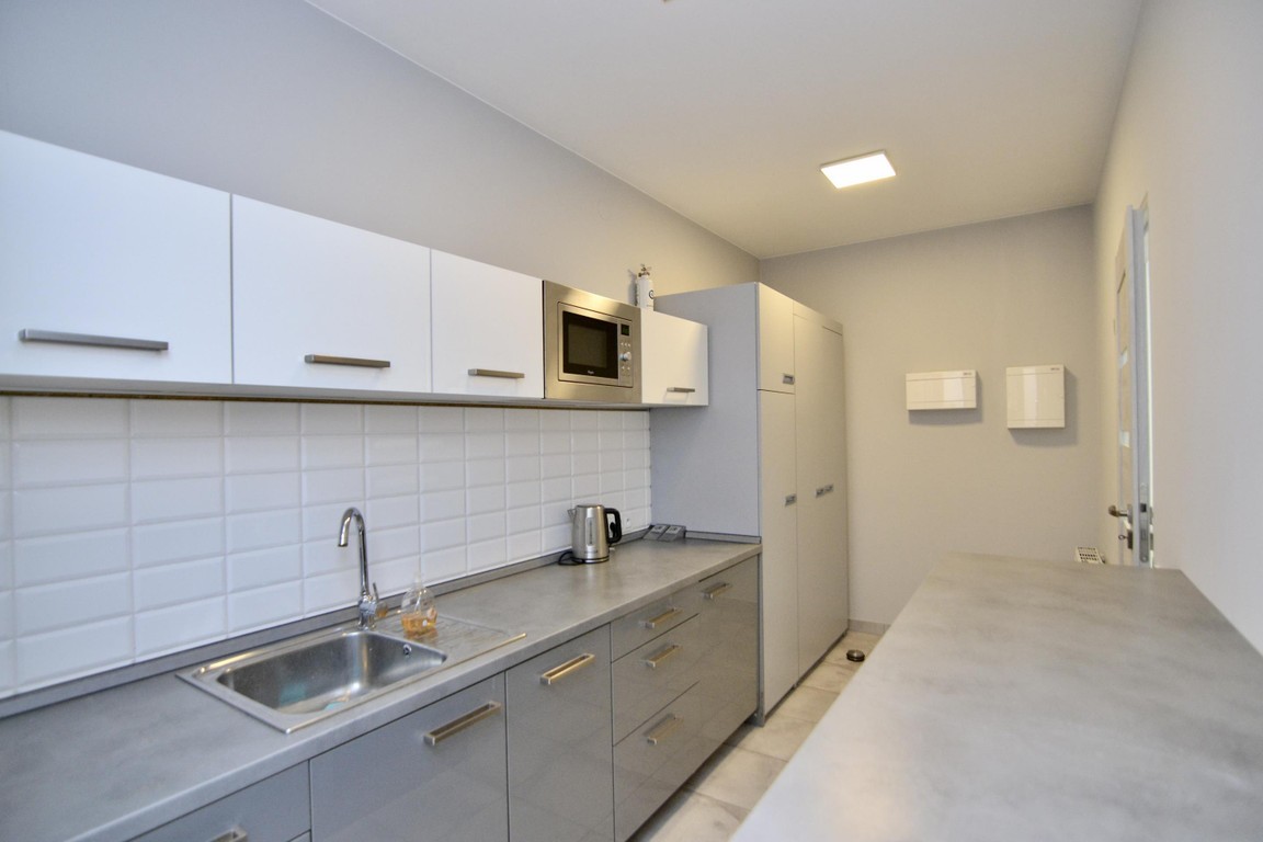 Obornicka|Różanka|Lokal biurowy|Parter – další