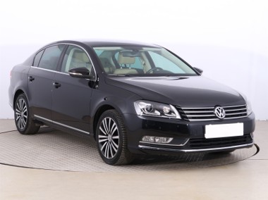 Volkswagen Passat B7 , Salon Polska, Serwis ASO, DSG, Navi, Xenon, Bi-Xenon,-1