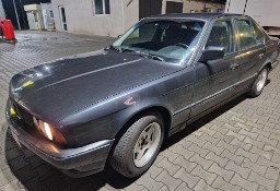 BMW SERIA 5 III (E34) Czarny sedan 2 0b 1990 Dlugie opłaty Możliwa zamiana