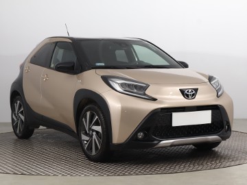 Toyota Aygo , Salon Polska, Serwis ASO, Skóra, Navi, Klimatronic,