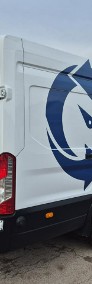 Ford Transit-4