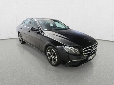 Mercedes-Benz Klasa E-1