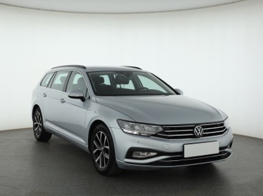 Volkswagen Passat B8 , Salon Polska, 1. Właściciel, Serwis ASO, Automat, VAT 23%,-1