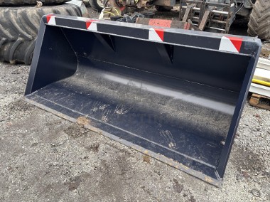 21453 Łyżka Objętościowa 2,3m 1,01 m3 z mocowaniem do ładowarki Claas Scorpion.-1