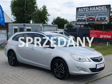 Opel Astra J Oryginalny lakier/6 biegów/Światła jazdy dziennej/Alufelgi/Tempomat-1