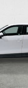 Audi Q2-4