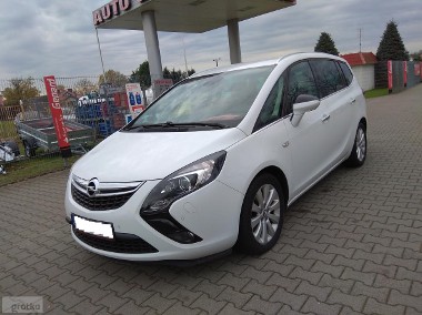 Opel Zafira C-1