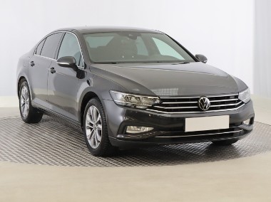 Volkswagen Passat B8 , Salon Polska, Serwis ASO, Automat, Klimatronic, Tempomat,-1