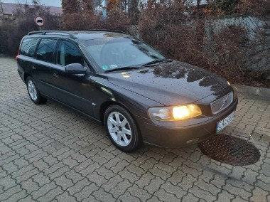 Volvo V70 II V70, silnik 2,0T benzyna 180KM, manual w PL od 2009r.-1