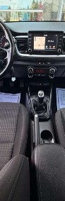 Kia Stonic-4