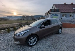 Kia Cee'd II 1,6 benzyna, Ledy