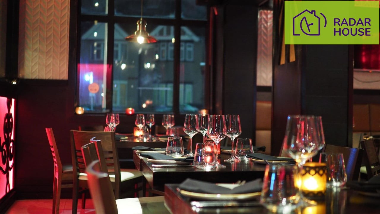 DO ODSTĄPIENIA PIĘKNA RESTAURACJA W CENTRUM WARSZAWY - Widok 2