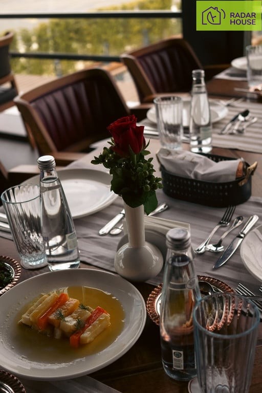 DO ODSTĄPIENIA PIĘKNA RESTAURACJA W CENTRUM WARSZAWY - Widok 4