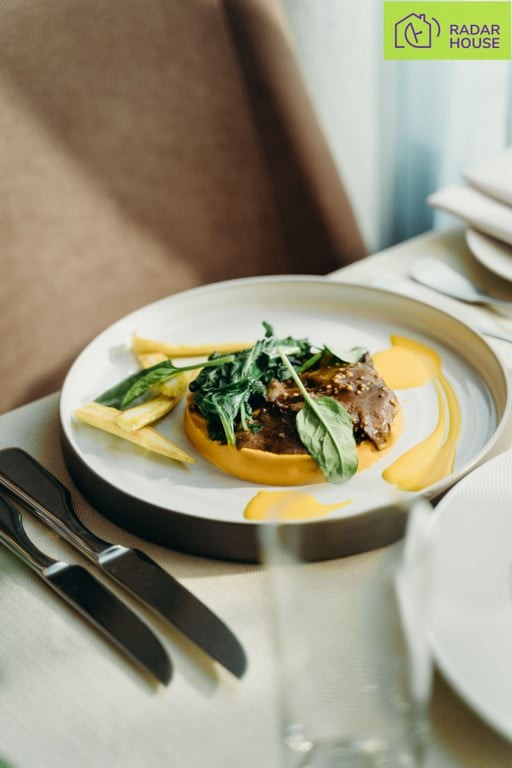 DO ODSTĄPIENIA PIĘKNA RESTAURACJA W CENTRUM WARSZAWY - Widok 5