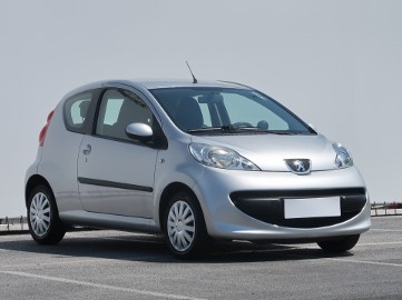 Peugeot 107 , Salon Polska
