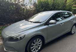 Volvo V40 II