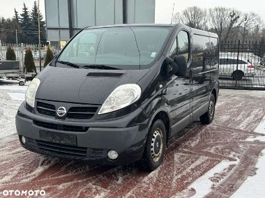 Renault Trafic-1