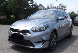 Kia Cee&apos;d III 1.5 T-GDI Tribute DCT 1.5 T-GDI Tribute DCT 140KM