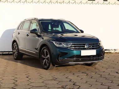 Volkswagen Tiguan , Salon Polska, Serwis ASO, DSG, Navi, Klimatronic, Tempomat,-1