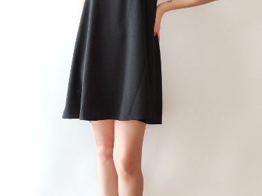 Czarna sukienka mini Mango S 36 rozkloszowana prosta elegancka mała czarna-1