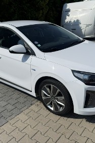 Hyundai Ioniq-2