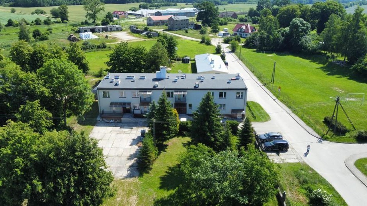 Dom na sprzedaż, 800 m², Pozezdrze