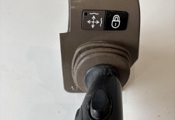 John Deere seria 6000 7000 8000 R - joystick 5-funkcyjny CommandARM RE573554