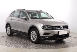 Volkswagen Tiguan , Salon Polska, 1. Właściciel, DSG, VAT 23%, Klimatronic,